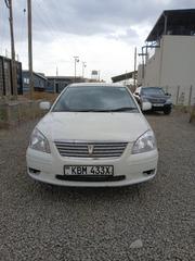 Toyota Premio 2005 White for sale