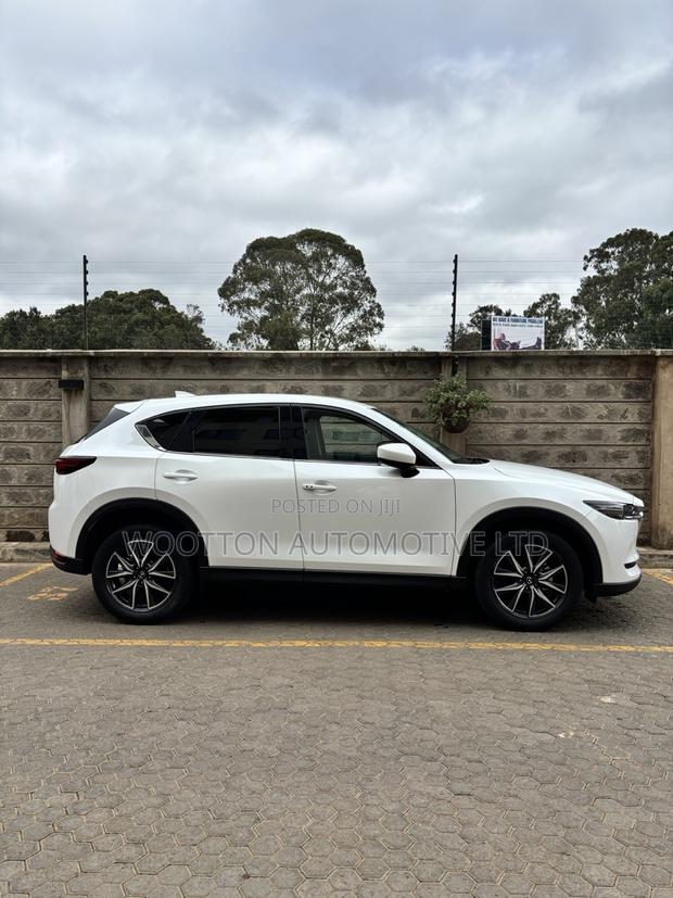 Mazda CX-5 2019 White
