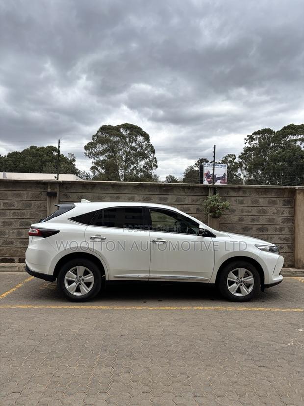 Toyota Harrier 2019 White