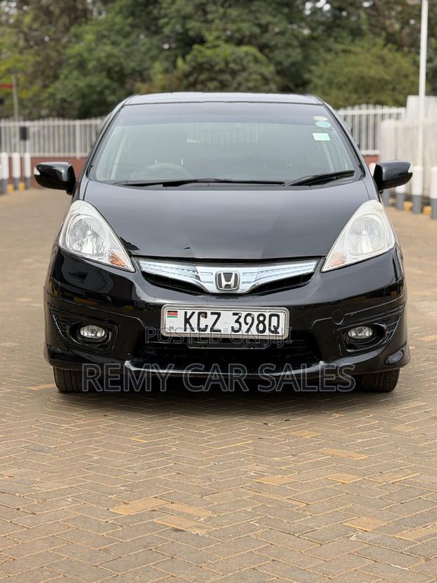 Honda Fit Shuttle 2013 Black