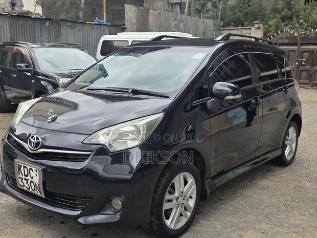 Toyota Ractis 2014 Black