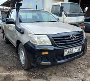 Toyota Hilux 2.5 D-4D SRX 2011 Gray for sale