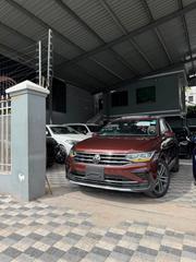 Volkswagen Tiguan 2.0T S AWD 4MOTION 2019 Brown for sale