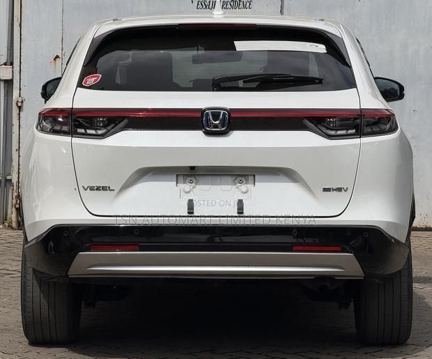 Honda Vezel 1.5 2WD 2021 Pearl