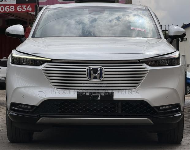 Honda Vezel 1.5 2WD 2021 Pearl