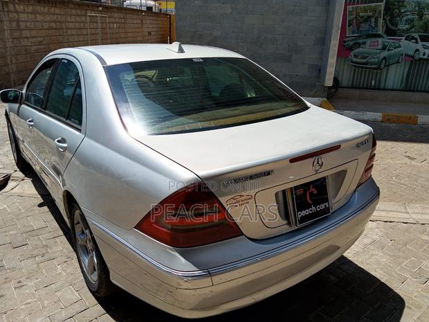 Mercedes-Benz C200 2004 Silver