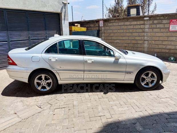 Mercedes-Benz C200 2004 Silver