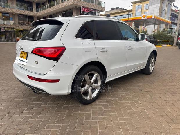 Audi Q5 2.0T Premium quattro 4dr SUV AWD (2.0L 4cyl Turbo 8A) 2015