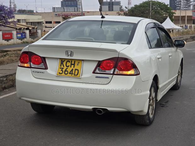 Honda Civic 1.3i-DSi Vtec Hybrid 2009 White