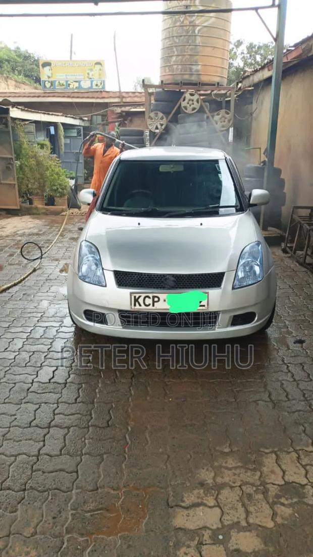 Suzuki Swift 2010 Silver