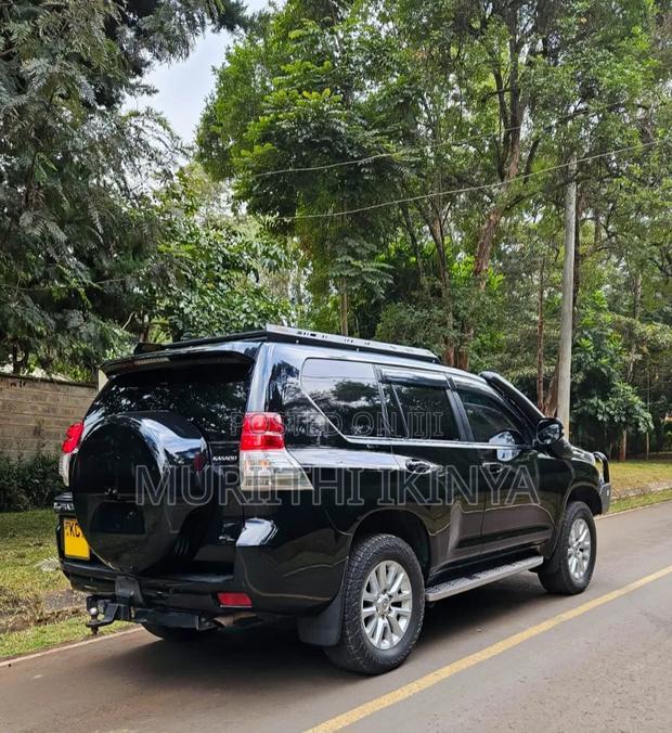 Toyota Land Cruiser Prado 2012 Black