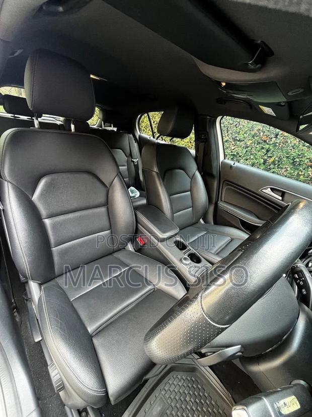 Mercedes-Benz GLA-Class 2017 White