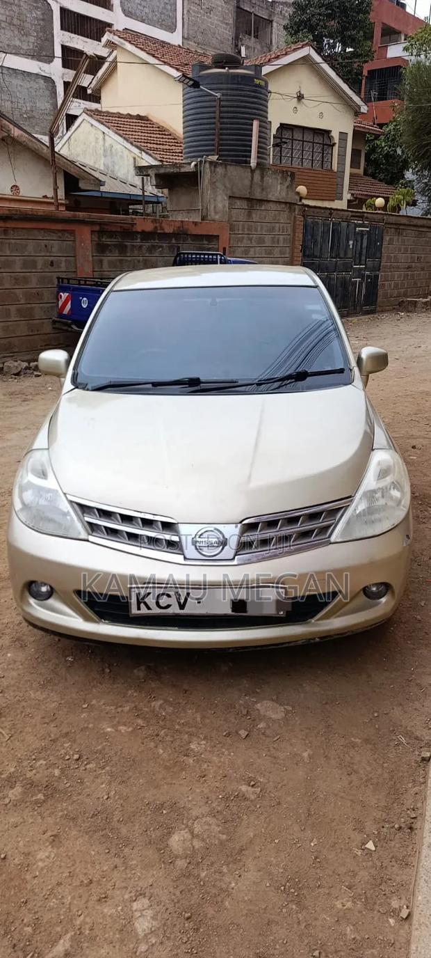 Nissan Tiida 2012 Gold