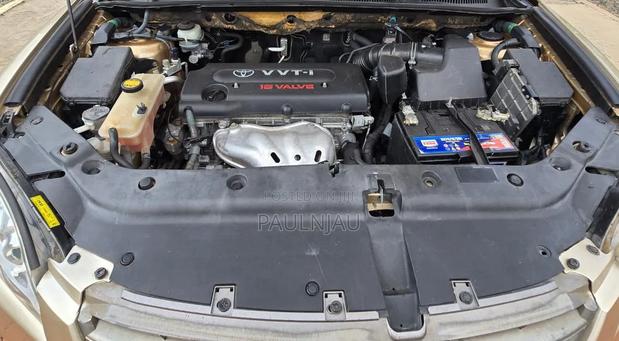 Toyota Vanguard 2011