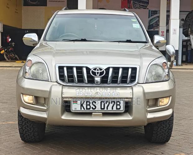 Toyota Land Cruiser Prado 2005 Gold