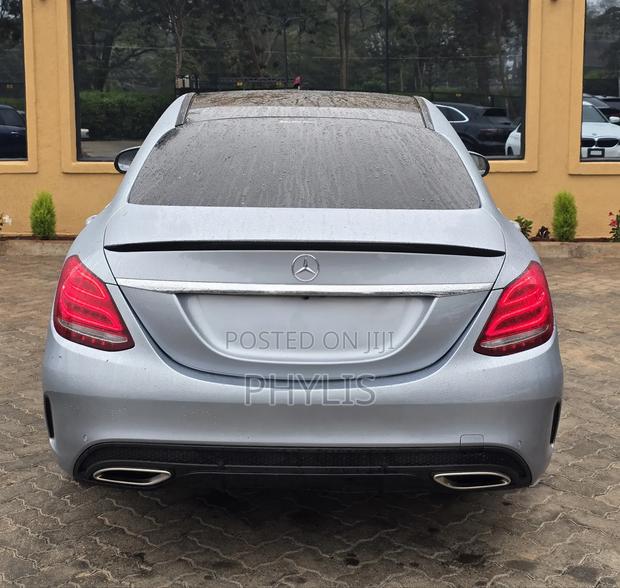 Mercedes-Benz C180 2016