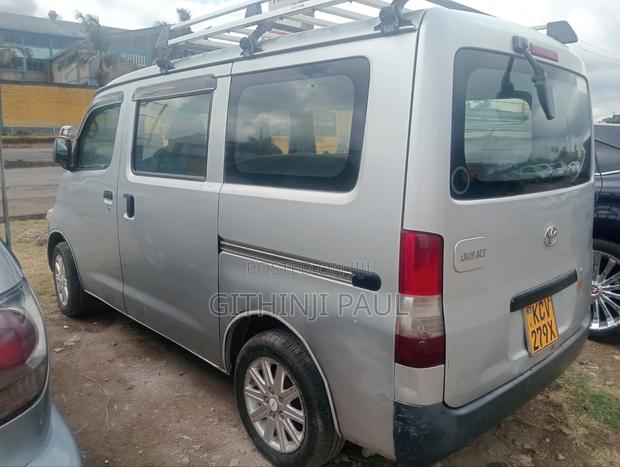 Toyota TownAce 2012 Silver