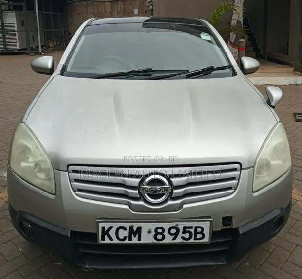 Nissan Dualis 2010 Silver
