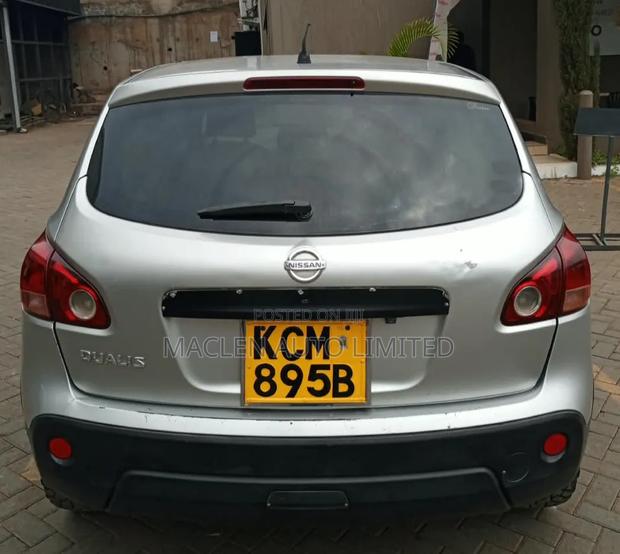 Nissan Dualis 2010 Silver