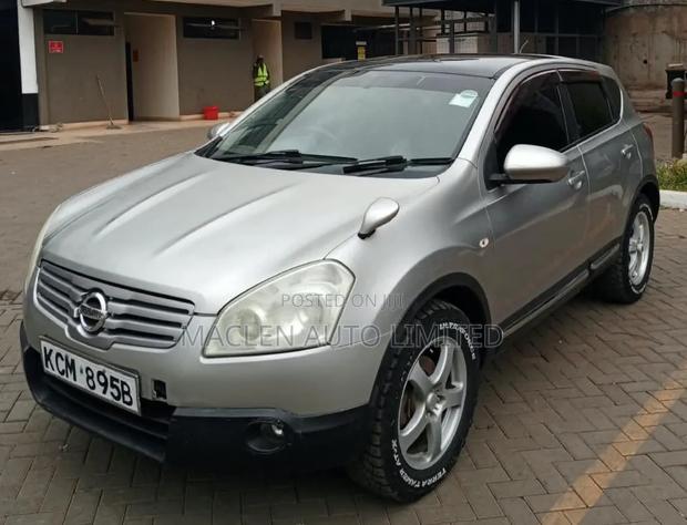Nissan Dualis 2010 Silver