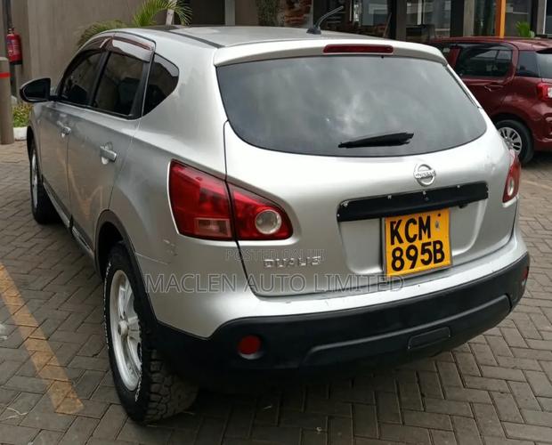 Nissan Dualis 2010 Silver