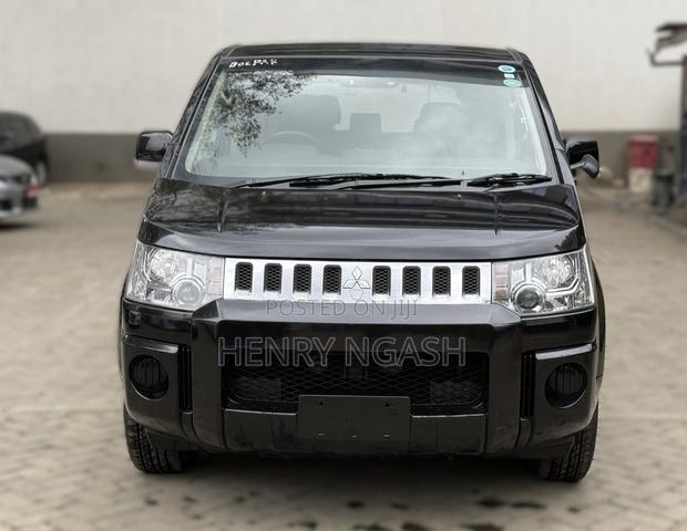 Mitsubishi Delica D:5 2019 Black