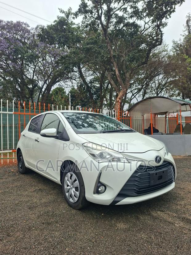 Toyota Vitz 1.0 FWD 5dr 2019 White