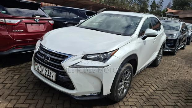 Lexus NX 300h AWD 2016 White