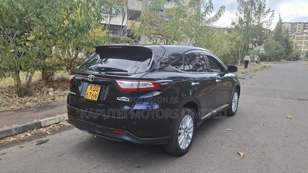 Toyota Harrier 2018 Black