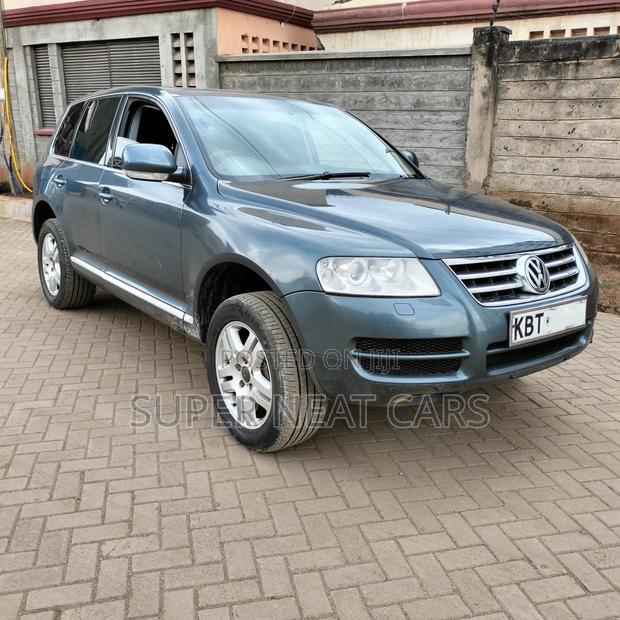 Volkswagen Touareg 2.5 R5 TDi Tiptronic 2006 Gray