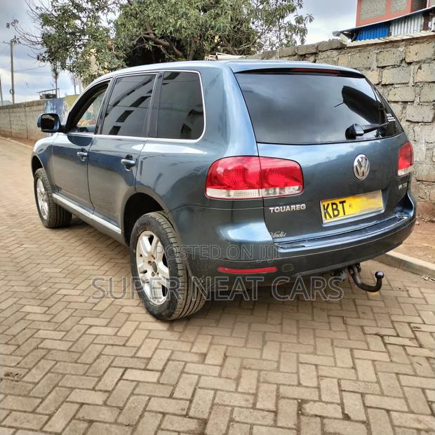 Volkswagen Touareg 2.5 R5 TDi Tiptronic 2006 Gray