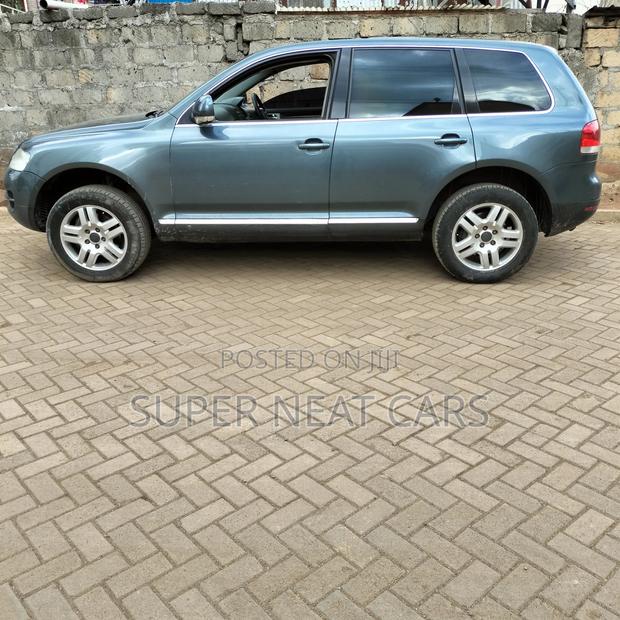 Volkswagen Touareg 2.5 R5 TDi Tiptronic 2006 Gray