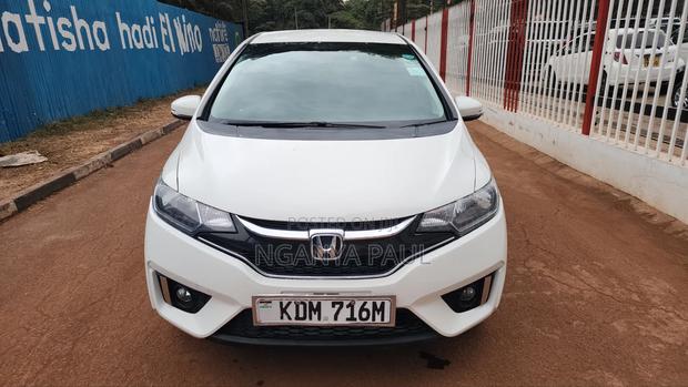 Honda Fit 2016 Pearl