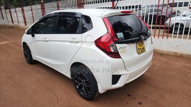 Honda Fit 2016 Pearl