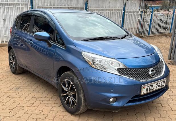 Nissan Note 2016 Blue