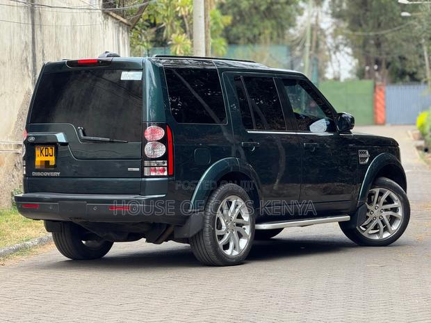 Land Rover Discovery 2015 Green