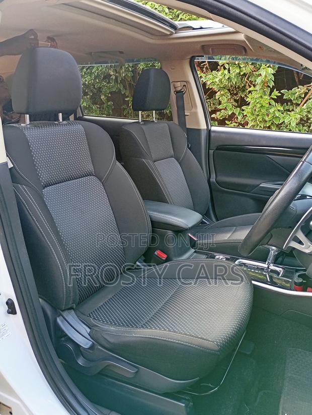 Mitsubishi Outlander 2.0 PHEV AWD 2018 White