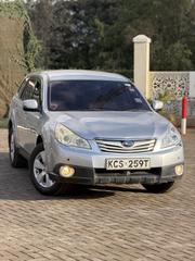 Subaru Outback 2.5i Premium 2011 Silver for sale