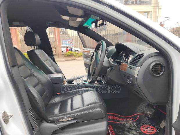 Volkswagen Touareg 2007 White