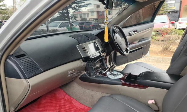 Toyota Mark X 2005 Silver