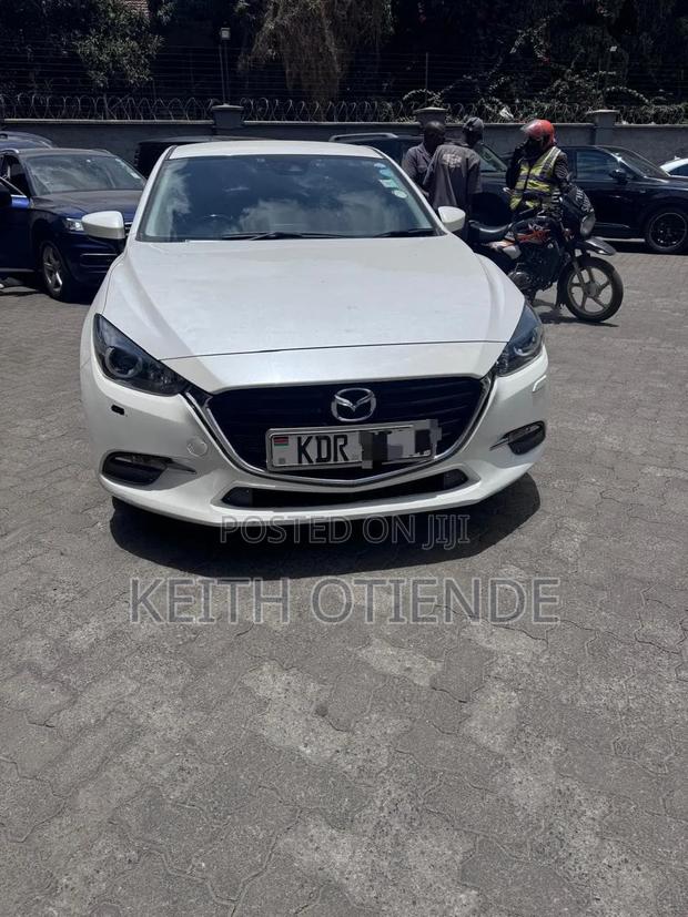 Mazda Axela 2016 White