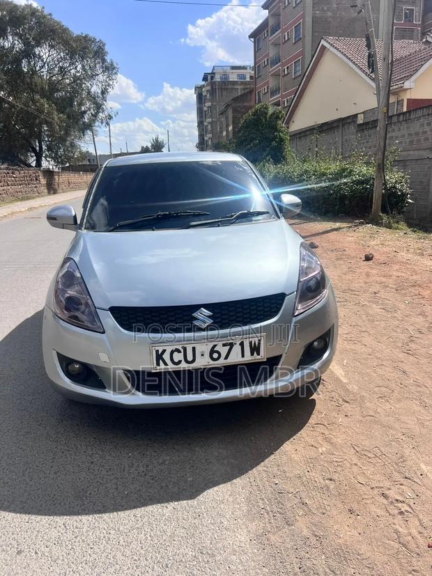 Suzuki Swift 2012 Gray