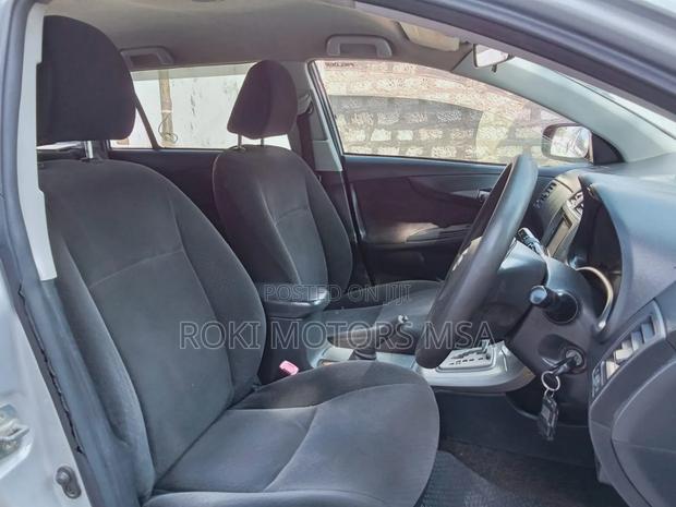 Toyota Corolla Fielder 2011 Gray