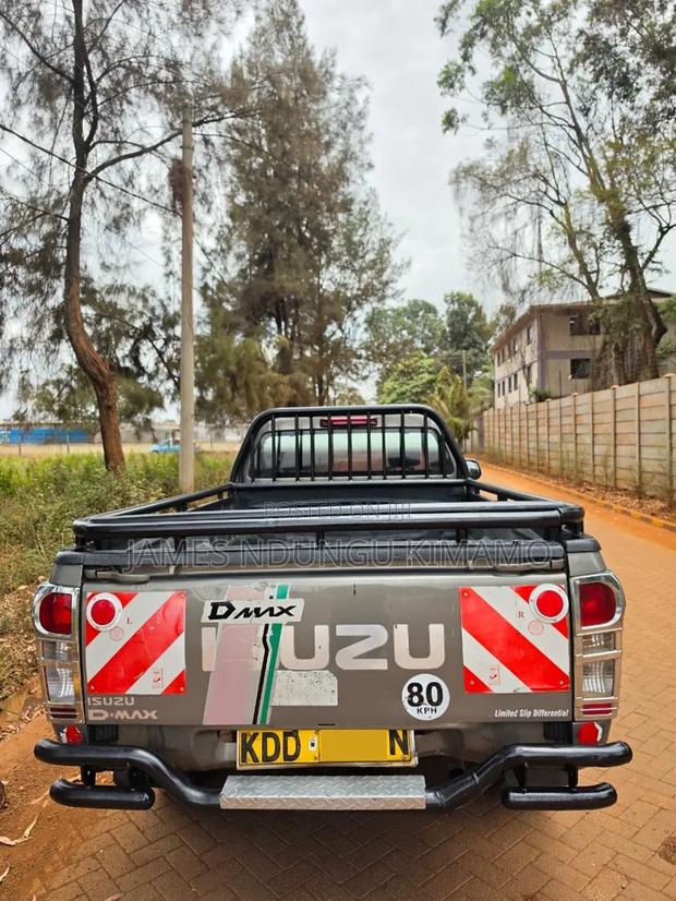 Isuzu D-MAX 2021 Gold