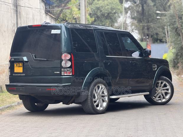 Land Rover Discovery 2015 Green