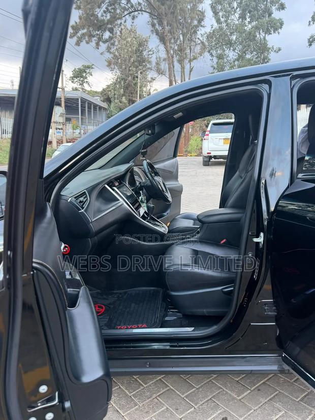 Toyota Harrier 2.0 Turbo 2017 Black