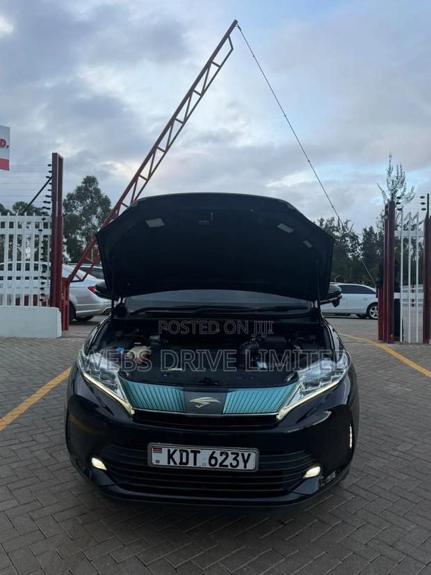 Toyota Harrier 2.0 Turbo 2017 Black