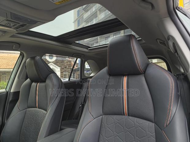 Toyota RAV4 Adventure AWD 2020 Green
