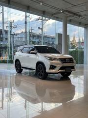 Toyota Fortuner 2.8 D AWD 2019 White for sale
