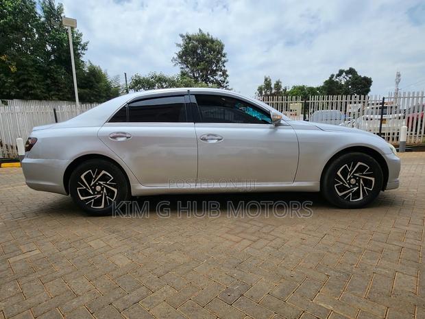 Toyota Mark X 2009 Silver